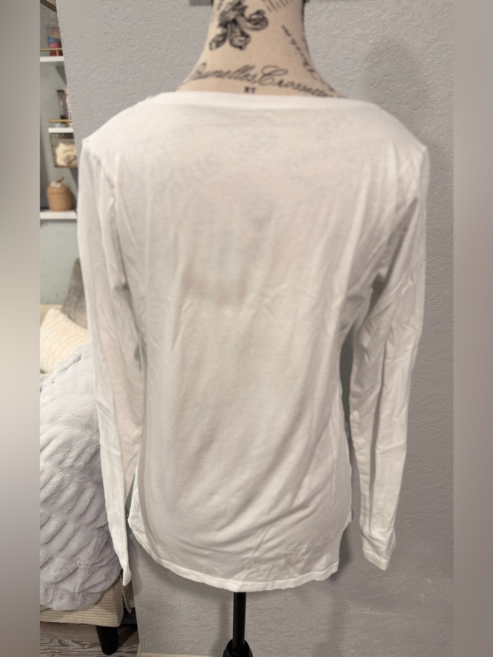 BumpStart by Motherhood Maternity White Long Sleeve Ruched Tee | Size Medium - Picture 7 of 10